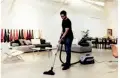 odkurzacz profesjonalny na sucho NILFISK VP 600  ECO HEPA - odkurzacze na sucho - Clean-24.pl